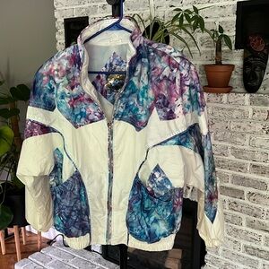 Vintage East West by the Panda Group Batwing Zip Front Windbreaker